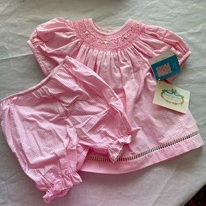 Collection Bebe Anne smocked blouse and pants